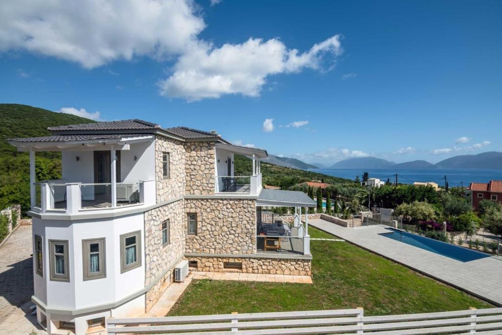 White Villas Karavomylos Exterior photo