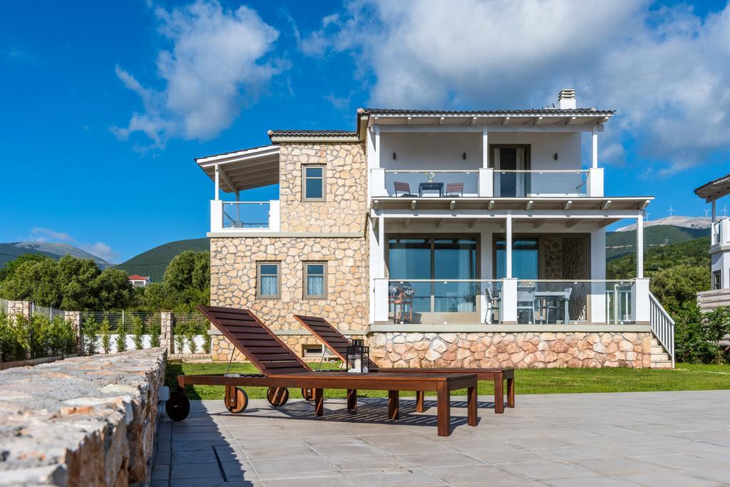 White Villas Karavomylos Exterior photo
