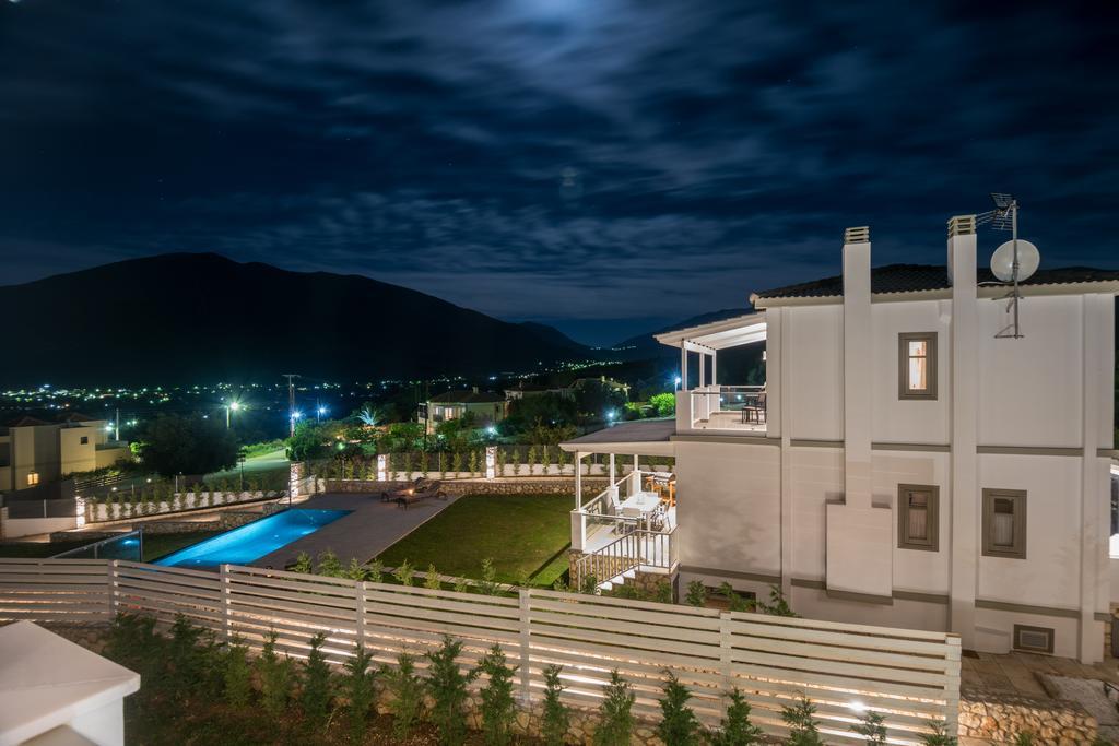White Villas Karavomylos Exterior photo