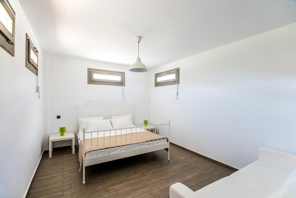 White Villas Karavomylos Exterior photo
